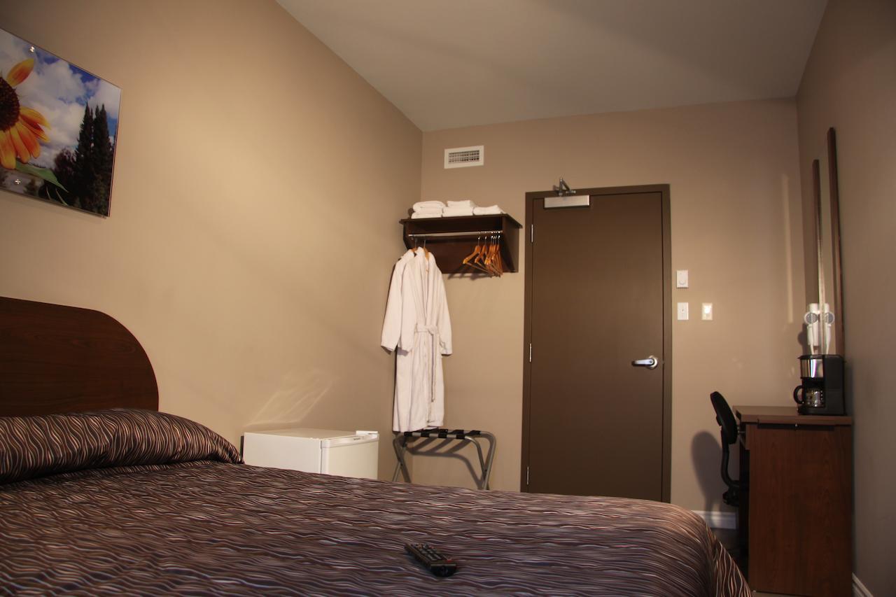 Hotel Opemiska Chapais Номер фото