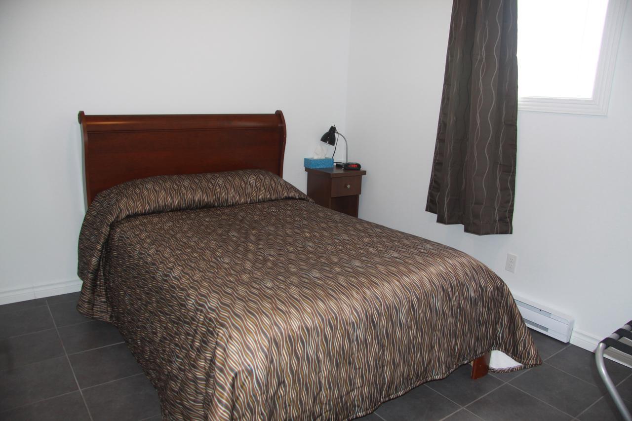 Hotel Opemiska Chapais Екстер'єр фото